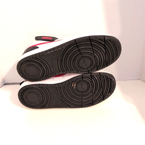 Nike Court Borough Mid 2 High-Top Sneakers in Red, Black, and White Size 5Y - Picture 7 of 8